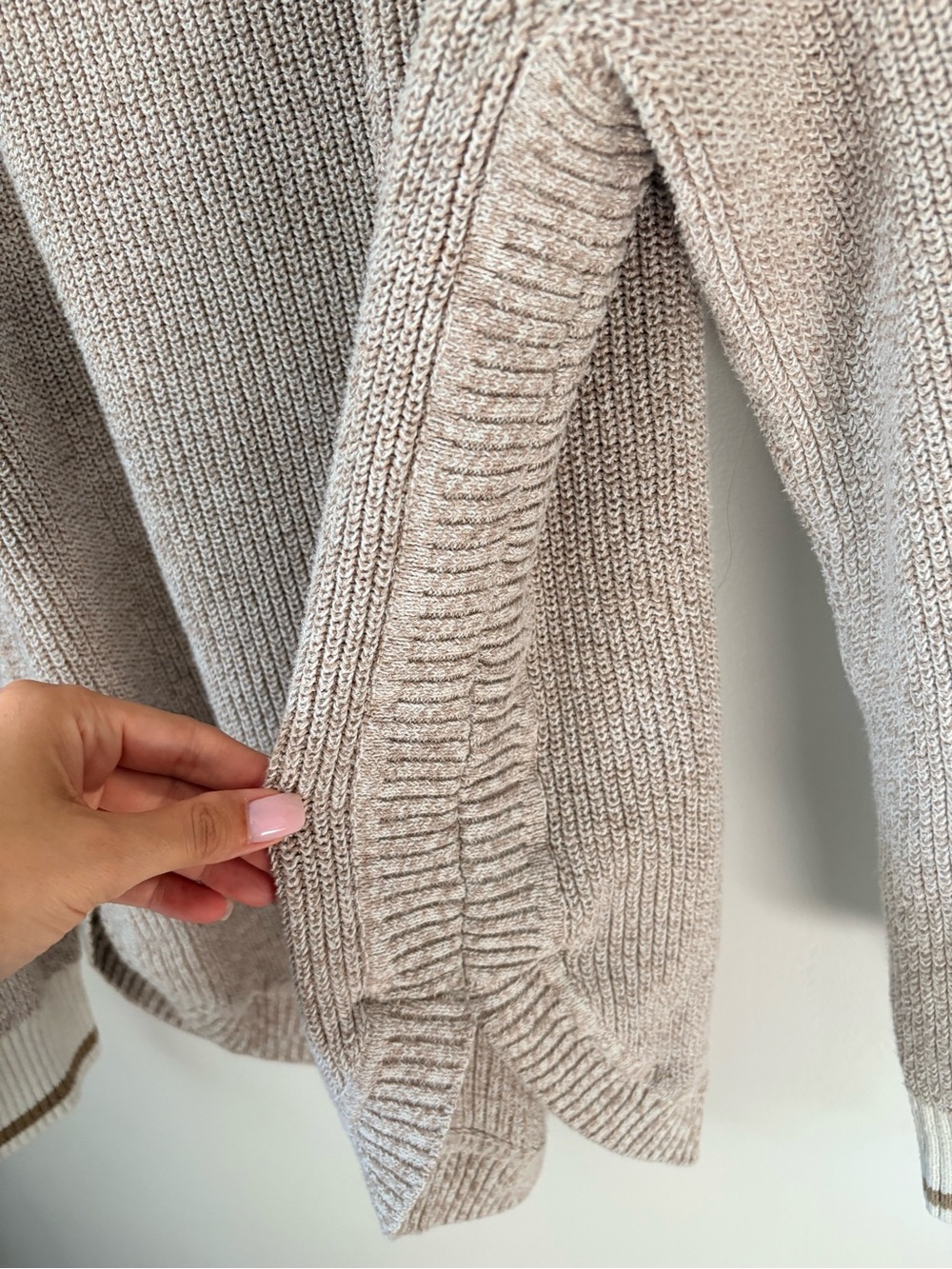 Roots Cabin Chunky Cotton Blend Crewneck Sweater | Oatmeal | Small - Picture 6 of 10
